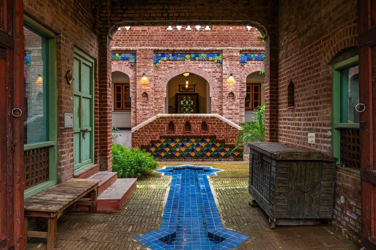 Stayvista'S Peepal Haveli - Rustic Kothi With Terrace, Breathtaking View & Bonfire Narainpur  Extérieur photo