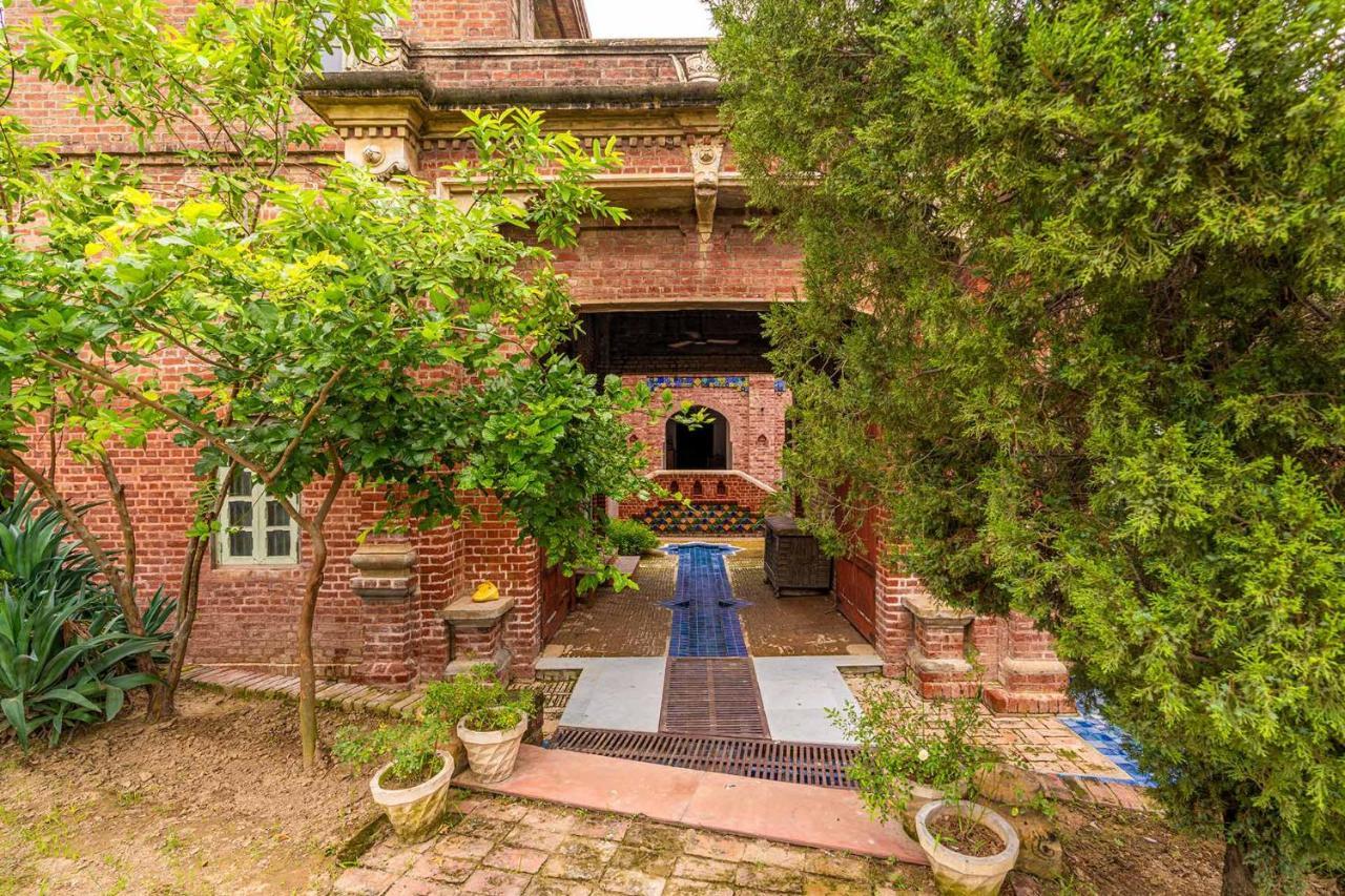 Stayvista'S Peepal Haveli - Rustic Kothi With Terrace, Breathtaking View & Bonfire Narainpur  Extérieur photo