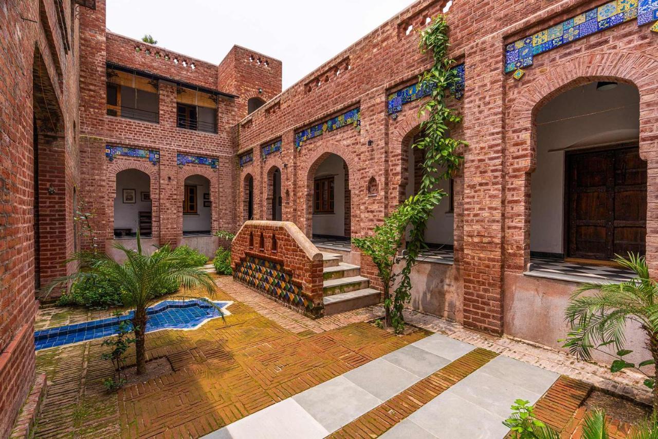 Stayvista'S Peepal Haveli - Rustic Kothi With Terrace, Breathtaking View & Bonfire Narainpur  Extérieur photo