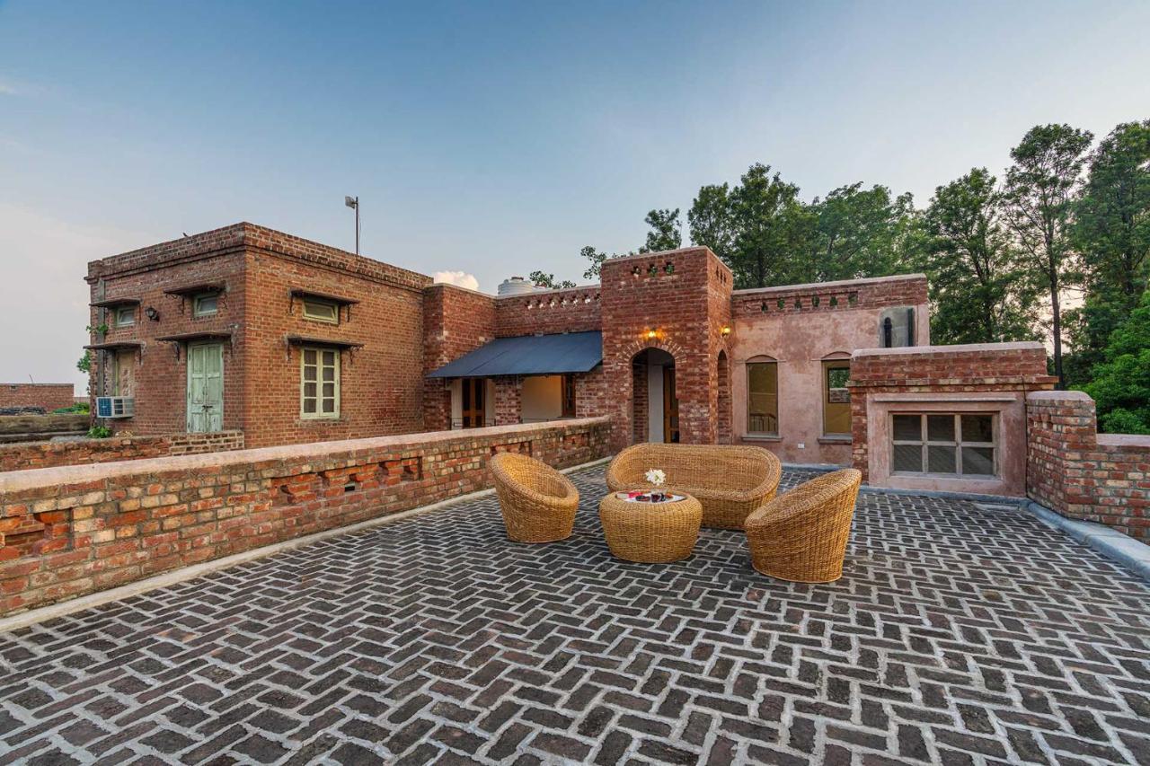 Stayvista'S Peepal Haveli - Rustic Kothi With Terrace, Breathtaking View & Bonfire Narainpur  Extérieur photo