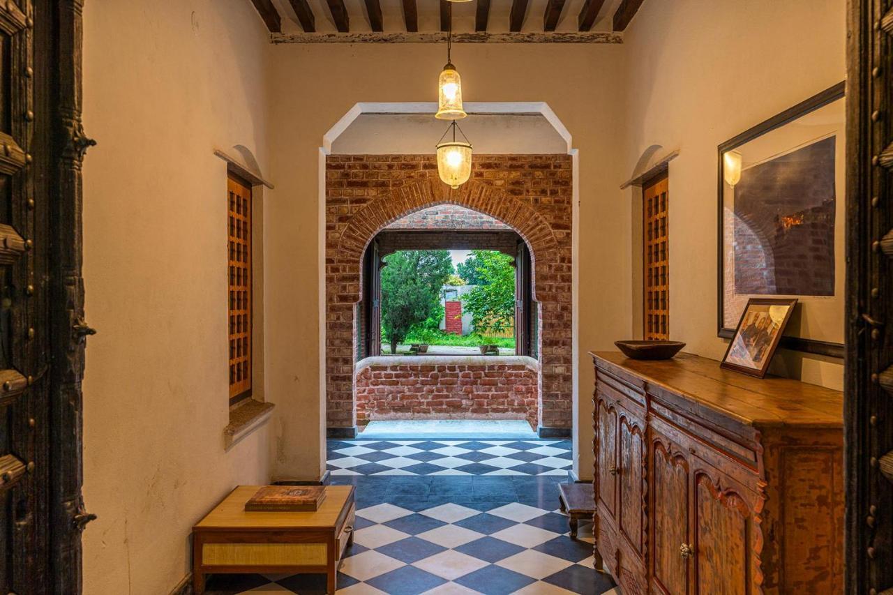 Stayvista'S Peepal Haveli - Rustic Kothi With Terrace, Breathtaking View & Bonfire Narainpur  Extérieur photo