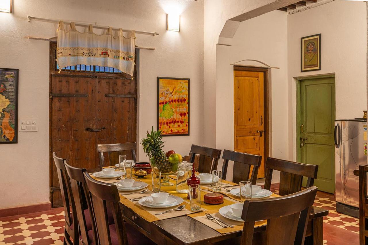 Stayvista'S Peepal Haveli - Rustic Kothi With Terrace, Breathtaking View & Bonfire Narainpur  Extérieur photo